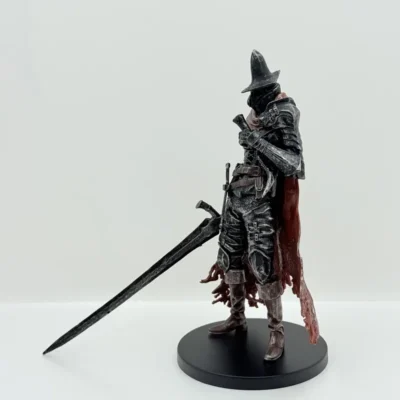 Alternative view of Elden Ring Dark Souls Fractured Knights Figure